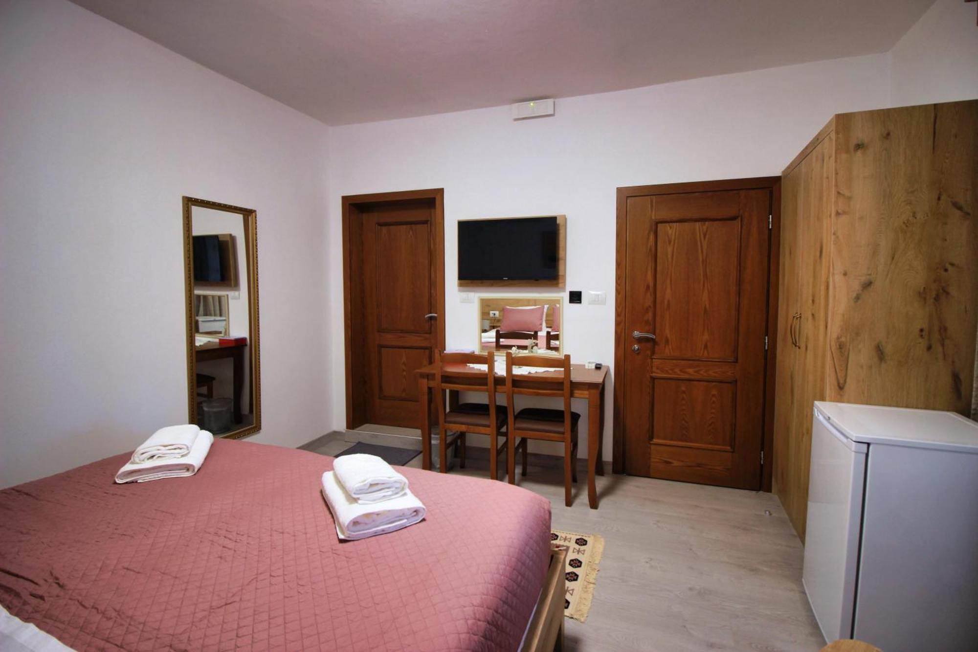 Emblematic House Apartment 4 Gjirokastra Kültér fotó