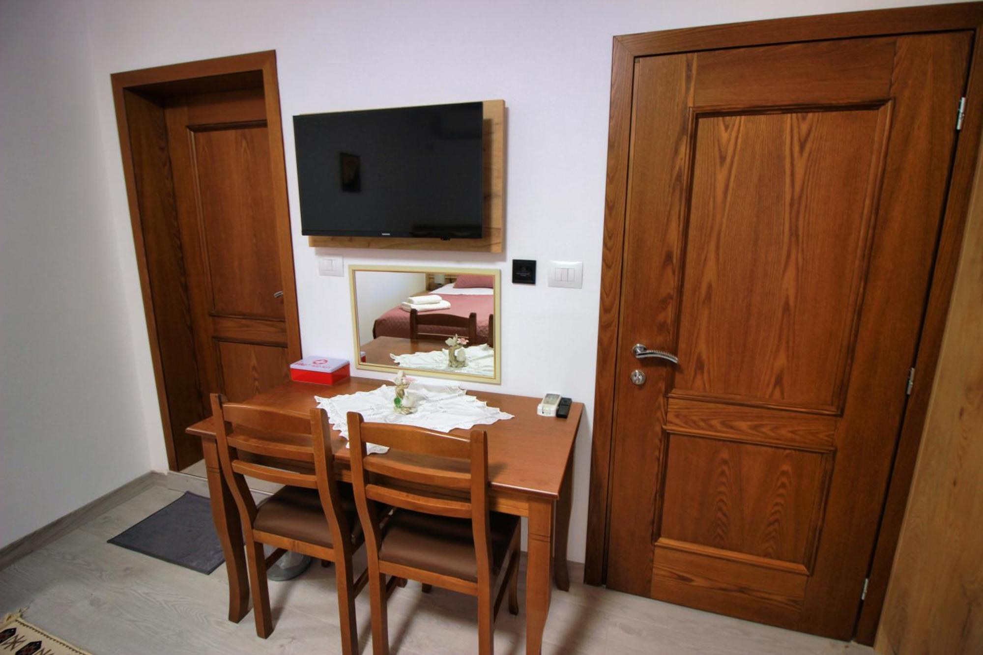 Emblematic House Apartment 4 Gjirokastra Kültér fotó
