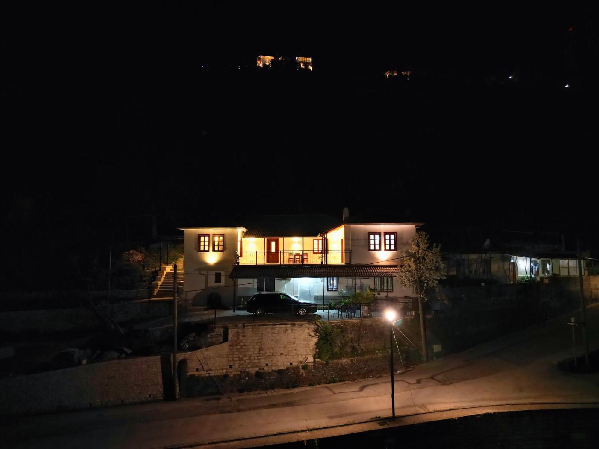 Emblematic House Apartment 4 Gjirokastra Kültér fotó