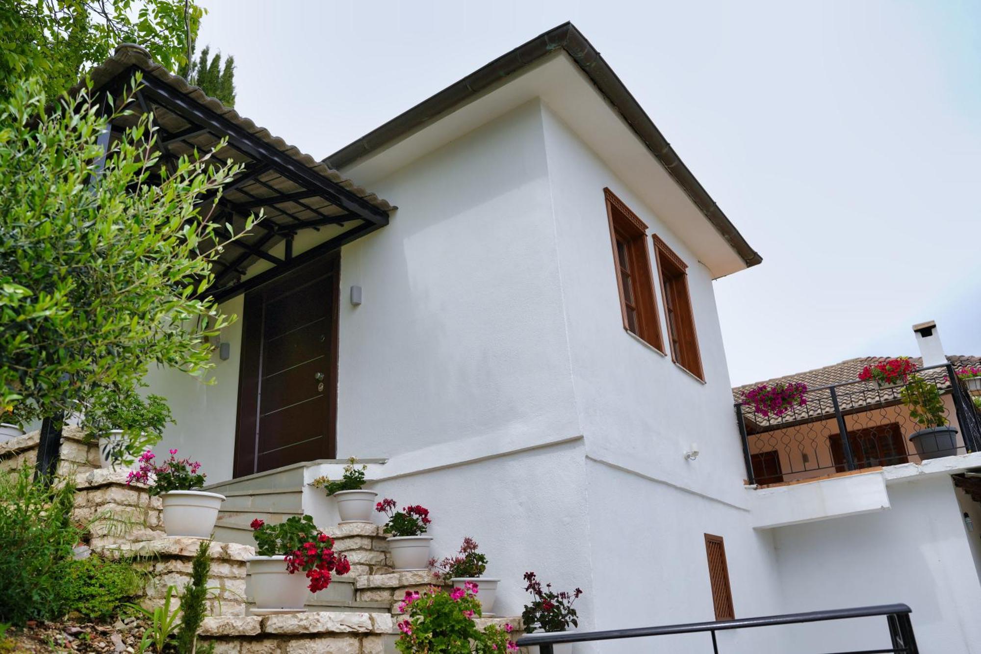 Emblematic House Apartment 4 Gjirokastra Kültér fotó